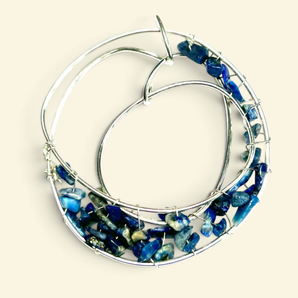 Lapis lazuli statement pendant uk